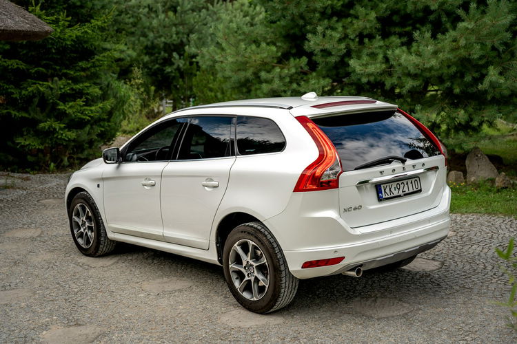 Volvo XC 60 D3 Ocean / 2.0 150KM / Bogate wyposażenie / Bezwypadkowy / FV 23% zdjęcie 2