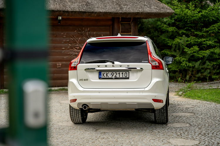 Volvo XC 60 D3 Ocean / 2.0 150KM / Bogate wyposażenie / Bezwypadkowy / FV 23% zdjęcie 22