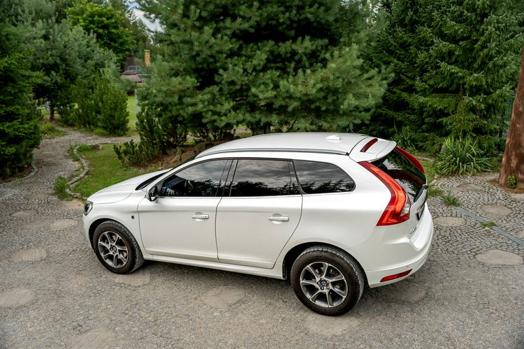 Volvo XC 60 D3 Ocean / 2.0 150KM / Bogate wyposażenie / Bezwypadkowy / FV 23% zdjęcie 23