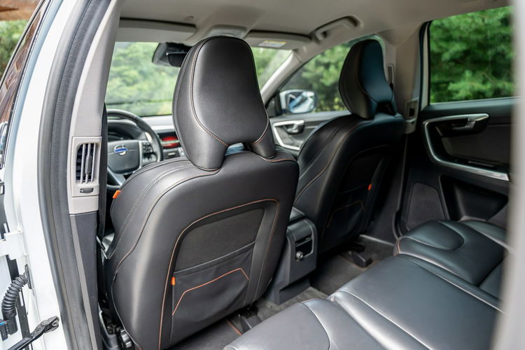 Volvo XC 60 D3 Ocean / 2.0 150KM / Bogate wyposażenie / Bezwypadkowy / FV 23% zdjęcie 61