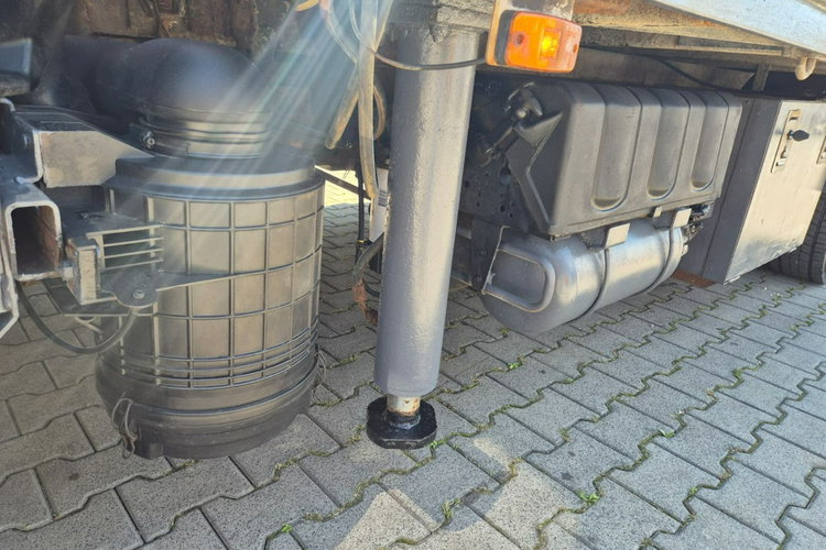 FL210 4X2 HDS FASSI Volvo FL 210 4X2 / SKRZYNIA / HDS FASSI 1T / NISKI PRZEBIEG / SUPER ST zdjęcie 15