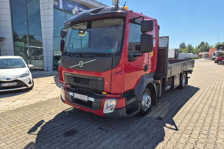 FL210 4X2 HDS FASSI Volvo FL 210 4X2 / SKRZYNIA / HDS FASSI 1T / NISKI PRZEBIEG / SUPER ST zdjęcie 2
