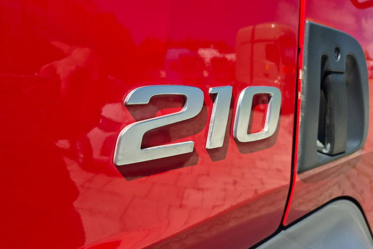 FL210 4X2 HDS FASSI Volvo FL 210 4X2 / SKRZYNIA / HDS FASSI 1T / NISKI PRZEBIEG / SUPER ST zdjęcie 22