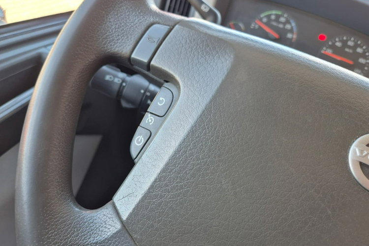 FL210 4X2 HDS FASSI Volvo FL 210 4X2 / SKRZYNIA / HDS FASSI 1T / NISKI PRZEBIEG / SUPER ST zdjęcie 29