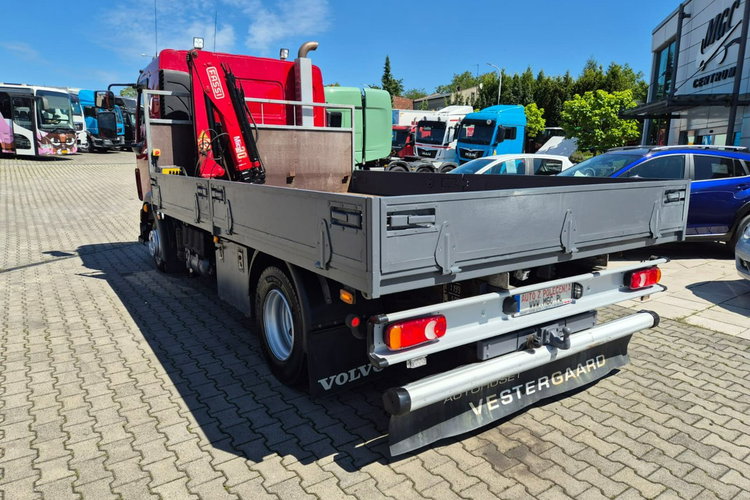 FL210 4X2 HDS FASSI Volvo FL 210 4X2 / SKRZYNIA / HDS FASSI 1T / NISKI PRZEBIEG / SUPER ST zdjęcie 9