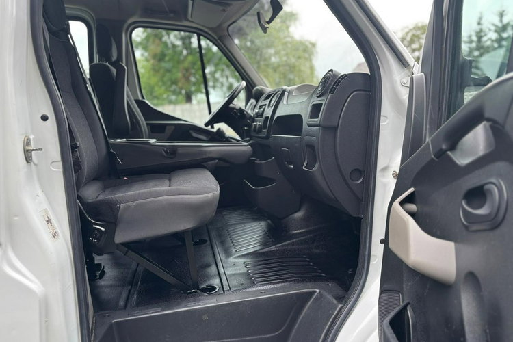 Opel Movano 2.3 130KM 2012 139 tys. km Brygadówka 7osobowy Skrzynia Webasto zdjęcie 8