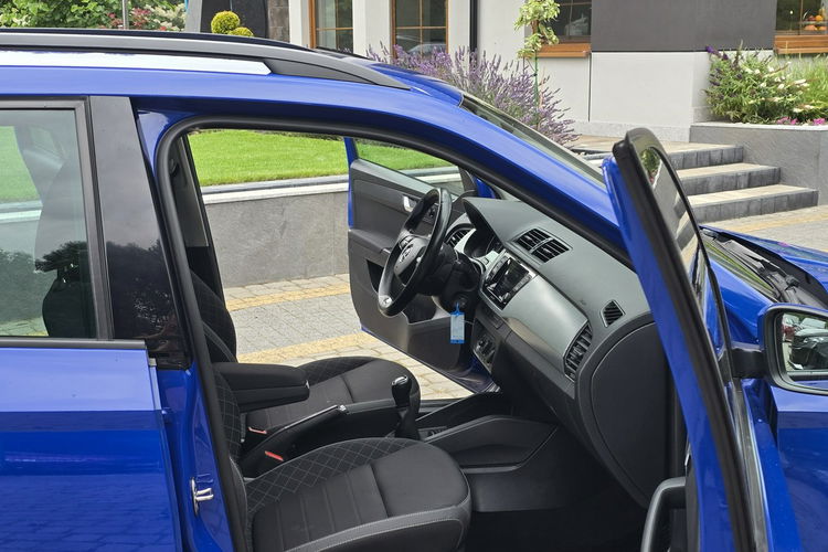 Skoda Fabia 1.0 MPi + gaz LPG / Salon PL I-właściciel / Bezwypadkowa zdjęcie 4