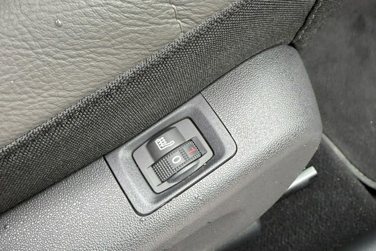 Citroen C3 Aircross 1.2 T 110km Stan BDB Max Wyposażenie Kamery Skóry Led Gwarancja zdjęcie 21