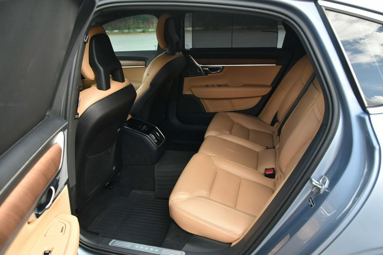 Volvo S90 AWD 2.0 T6 310KM Inscription LONG 2018r. LED Skóra Kamera Bogata opcja zdjęcie 26