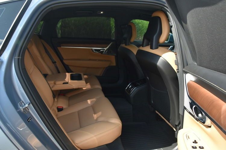 Volvo S90 AWD 2.0 T6 310KM Inscription LONG 2018r. LED Skóra Kamera Bogata opcja zdjęcie 29