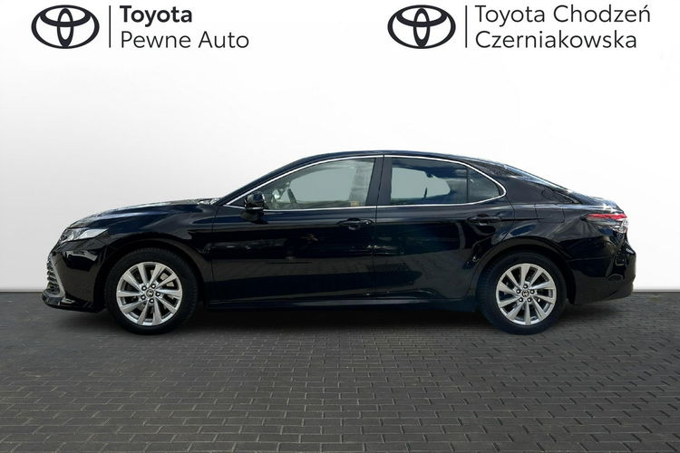 Toyota Camry 2.5 HYBRID 218KM COMFORT BUSINESS, salon Polska, gwarancja, FV23% zdjęcie 2