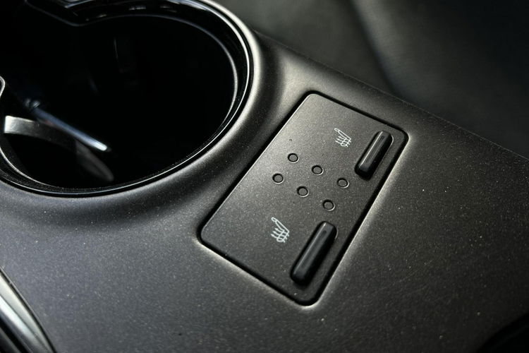 Toyota Camry 2.5 HYBRID 218KM COMFORT BUSINESS, salon Polska, gwarancja, FV23% zdjęcie 28