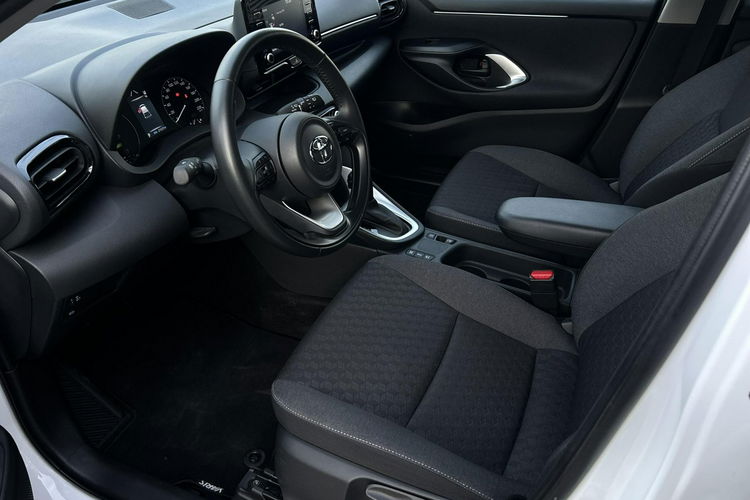 Toyota Yaris 1.5 HSD 116KM COMFORT, salon Polska, gwarancja, FV23% zdjęcie 10