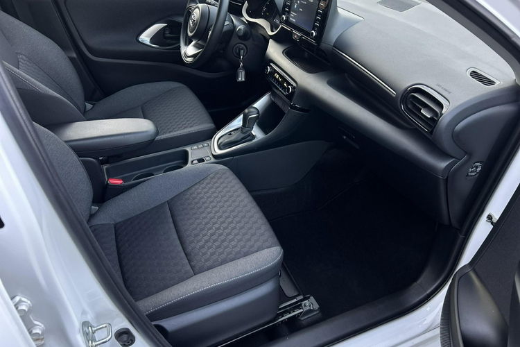 Toyota Yaris 1.5 HSD 116KM COMFORT, salon Polska, gwarancja, FV23% zdjęcie 14