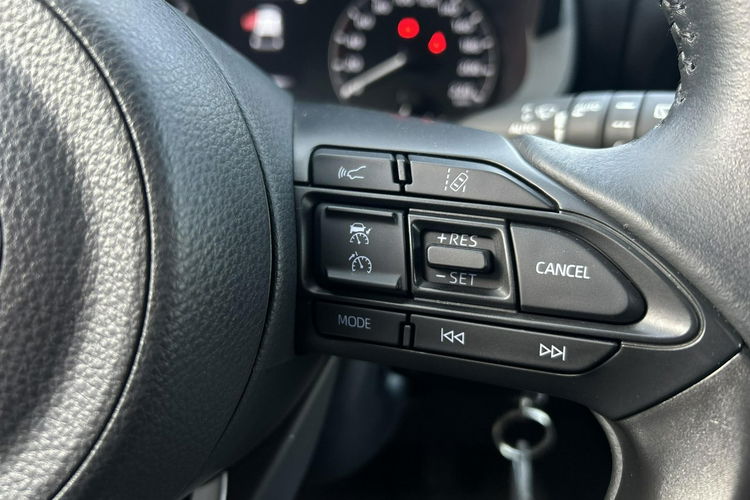 Toyota Yaris 1.5 HSD 116KM COMFORT, salon Polska, gwarancja, FV23% zdjęcie 23