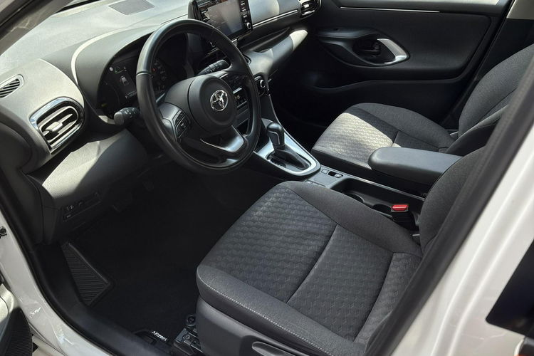 Toyota Yaris 1.5 HSD 116KM COMFORT, salon PL, gwarancja, FV23% zdjęcie 9
