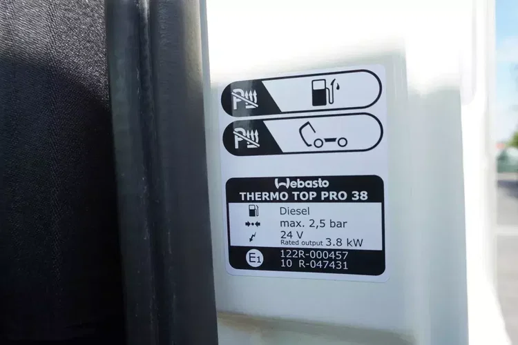 DAF CF 18.370 / Firanka 23 EPAL / Kab. sypialna zdjęcie 21