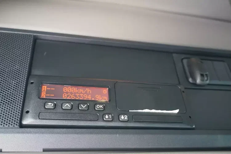 DAF CF 18.370 / Firanka 23 EPAL / Kab. sypialna zdjęcie 27