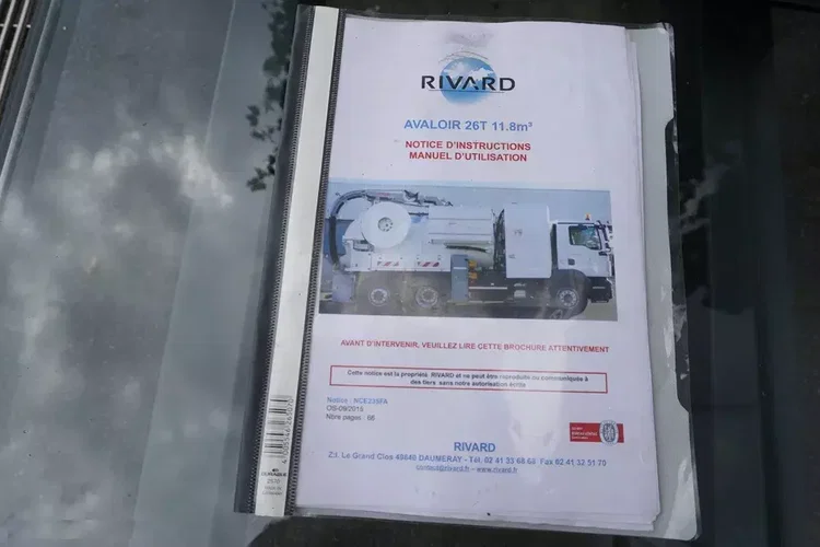 MAN TGM 26.340 E6 / Beczka asenizacyjna Rivard 11.8 m3 / 170 tys. km / oś skrętna zdjęcie 13