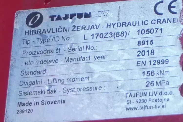 Mercedes Antos 3240 8x2 / HDS Tajfun 5 t / Zabudowa Śmieciarka Farid Industries / 3 osie skrętne zdjęcie 5