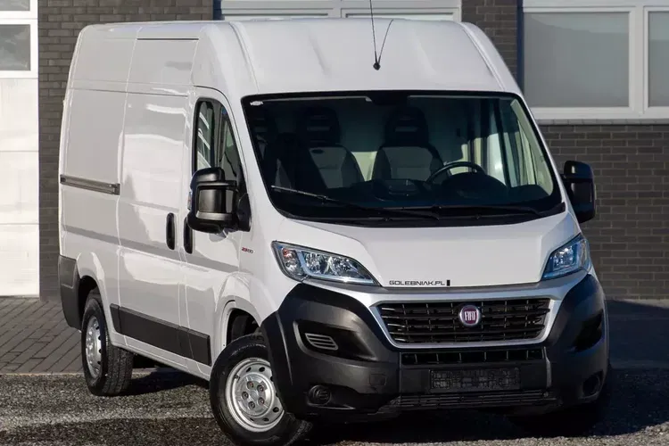 Fiat Ducato 2.3 L2H2 ŚREDNI Professional zdjęcie 1