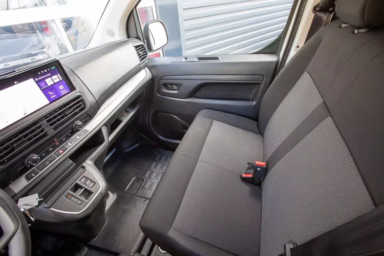 Fiat Scudo L3H1 2.0 AUTOMAT 180KM DŁUGI zdjęcie 9