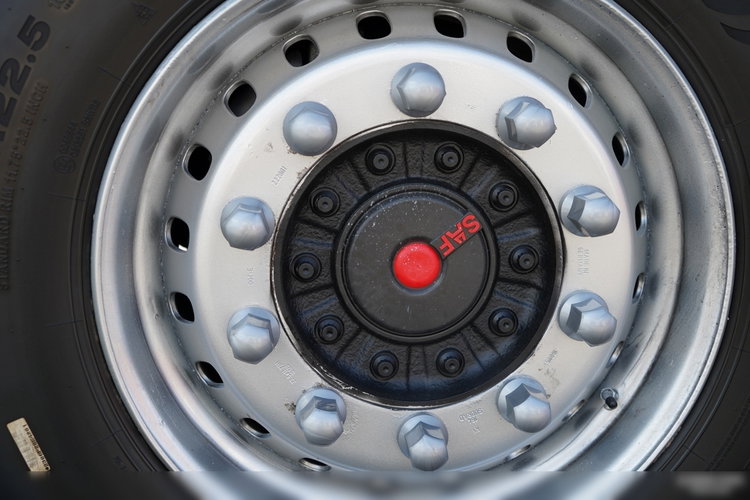 Schwarzmuller / FIRANKA / STANDARD / OŚ PODNOSZONA / KOSZ NA PALETY / OSIE SAF / 2021 zdjęcie 25