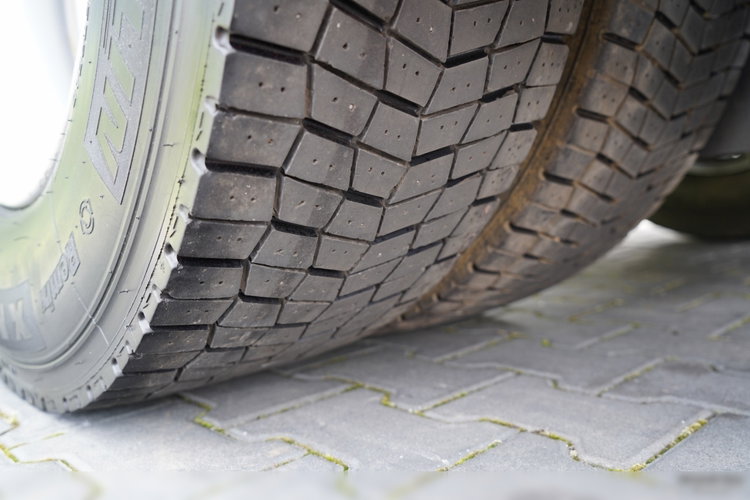 Mercedes 1845 / MP5 / BIG SPACE / PO KONTRAKCIE SERWISOWYM / 2020 ROK zdjęcie 17