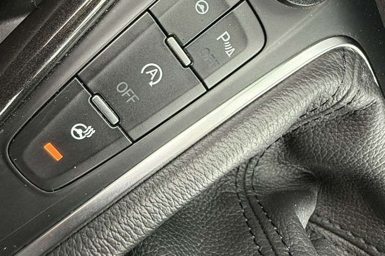 Ford Focus Bardzo zadbany - oryginalny przebieg - 100% bezwypadkowy zdjęcie 17