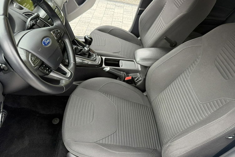 Ford Focus Bardzo zadbany - oryginalny przebieg - 100% bezwypadkowy zdjęcie 18