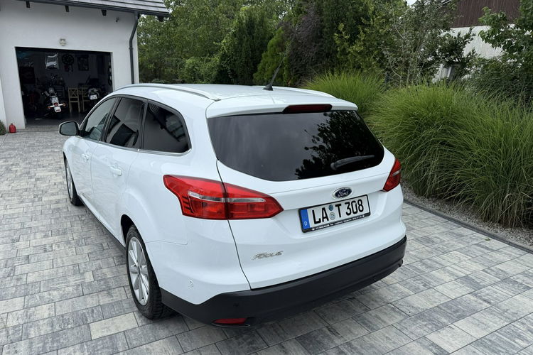 Ford Focus Bardzo zadbany - oryginalny przebieg - 100% bezwypadkowy zdjęcie 3
