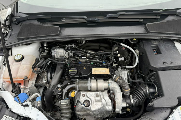 Ford Focus Bardzo zadbany - oryginalny przebieg - 100% bezwypadkowy zdjęcie 31