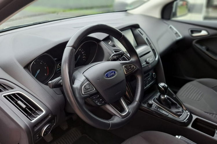 Ford Focus Bardzo zadbany - oryginalny przebieg - 100% bezwypadkowy zdjęcie 5
