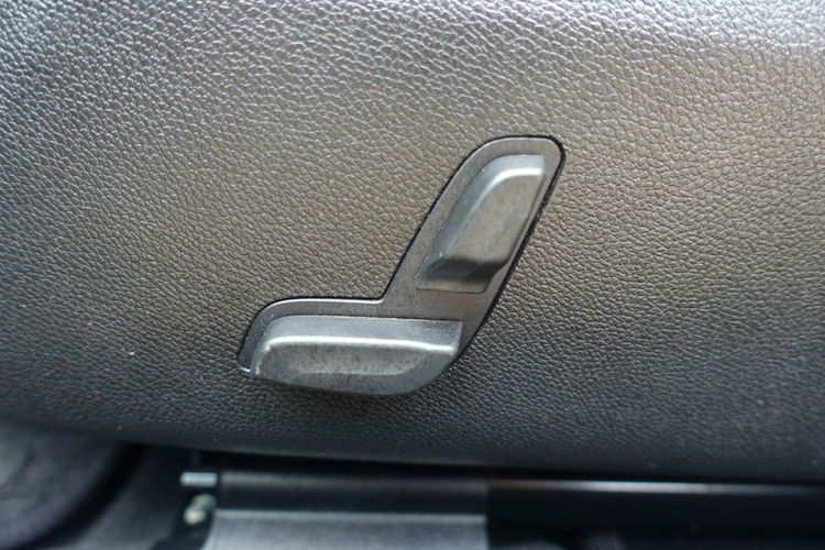 Mercedes E 220 R E Z E R W A C J A zdjęcie 20