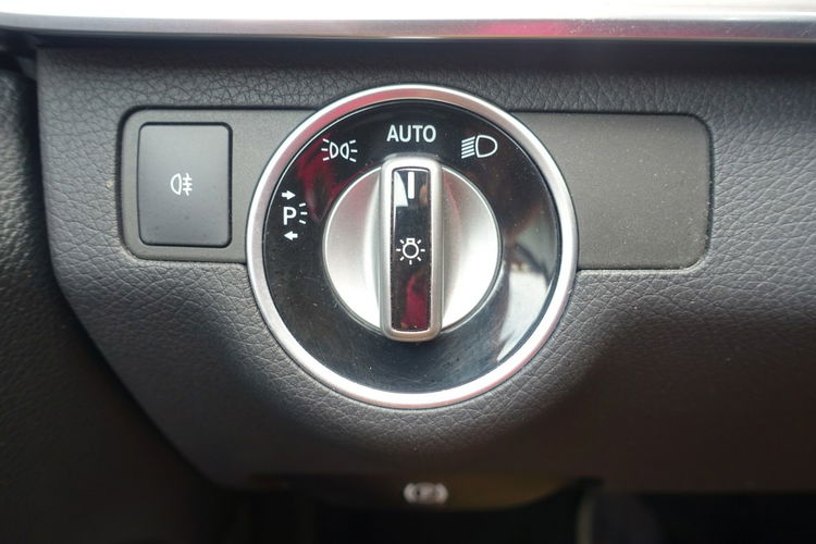 Mercedes E 220 R E Z E R W A C J A zdjęcie 22