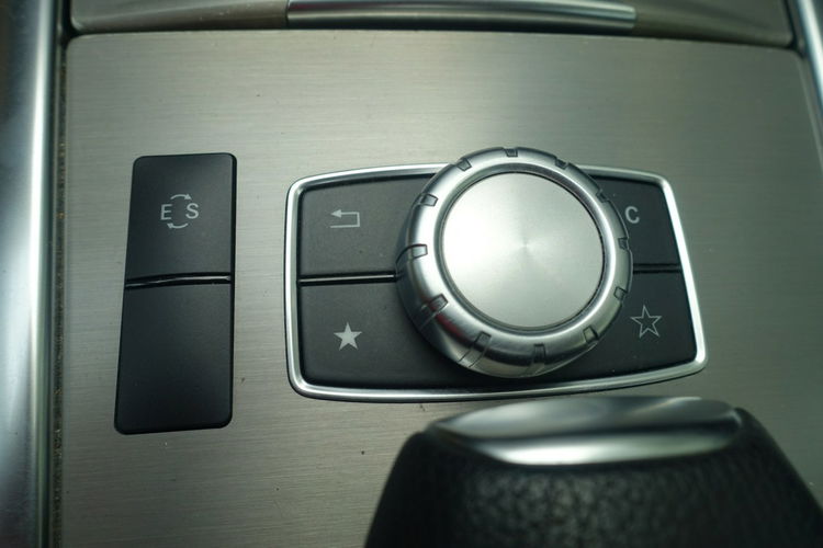 Mercedes E 220 R E Z E R W A C J A zdjęcie 28