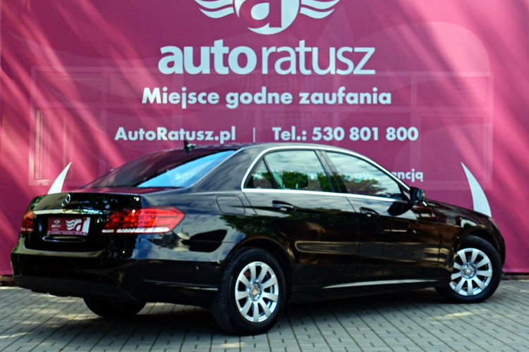 Mercedes E 220 R E Z E R W A C J A zdjęcie 4