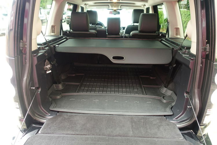 Land Rover Discovery Auto w 100% Bezwypadkowe Pełny Serwis Zapraszamy do weryfikacji zdjęcie 11