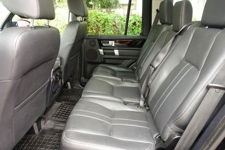 Land Rover Discovery Auto w 100% Bezwypadkowe Pełny Serwis Zapraszamy do weryfikacji zdjęcie 9