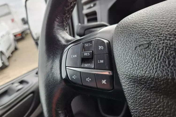 Ford transit-custom L2H1 59900zł NETTO 2.0TdCi/170KM zdjęcie 25