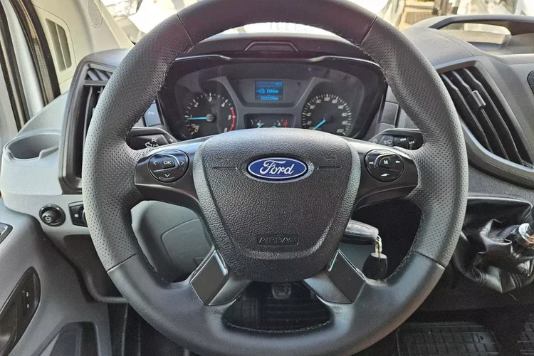 Ford transit L3H3 44999zł NETTO Brygadówka 7 osób 2.0TdCi/131KM zdjęcie 21