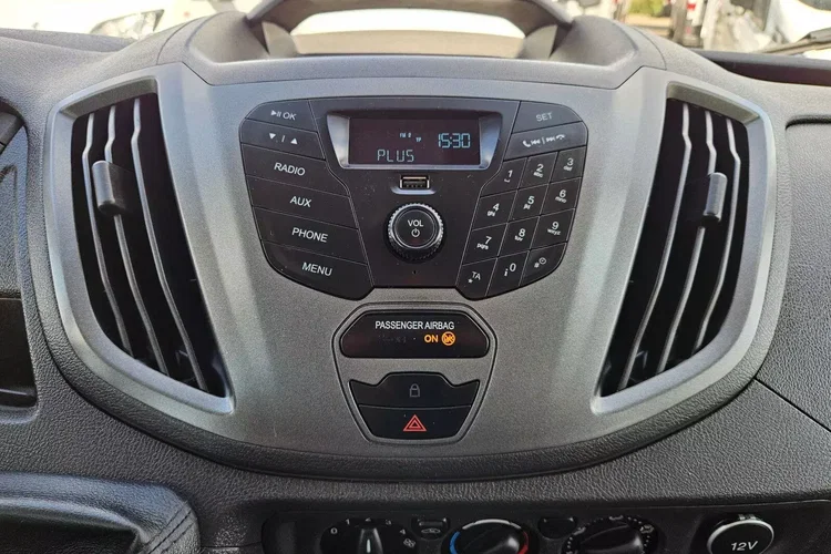 Ford transit L3H3 44999zł NETTO Brygadówka 7 osób 2.0TdCi/131KM zdjęcie 26