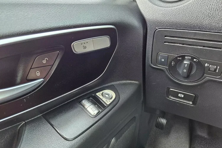 Mercedes vito ExtraLong 79900zł Netto Brygadówka 6 osób 2.2 Cdi/136KM zdjęcie 20