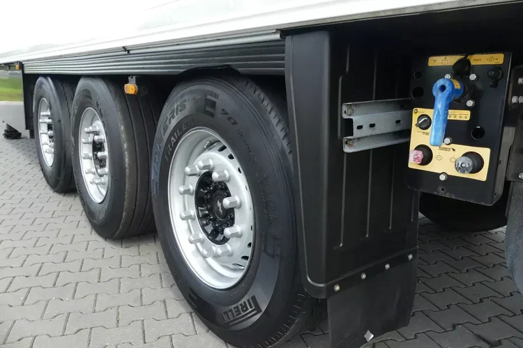 Schmitz CHŁODNIA / DOPPELSTOCK / 4600 mth / OŚ PODNOSZONA / zdjęcie 21