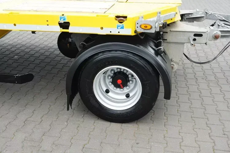 Schwarzmuller / NISKOPODWOZIE / NAJAZDY / 3 OSIE / JAK NOWA zdjęcie 16