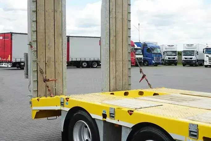 Schwarzmuller / NISKOPODWOZIE / NAJAZDY / 3 OSIE / JAK NOWA zdjęcie 20