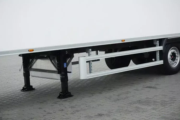 Lamberet / CHŁODNIA / CARRIER 1950 / MULTITEMPERATURA / OŚ PODNOSZONA zdjęcie 16