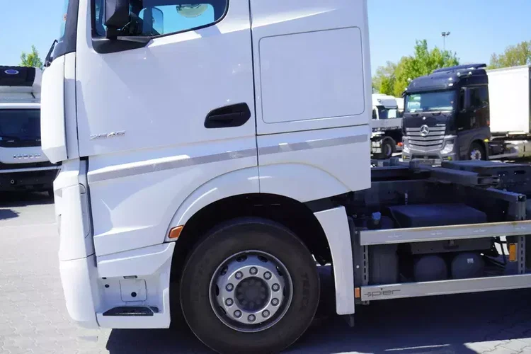 Mercedes Actros 2545 6×2 MP5 / Full ADR / BDF zdjęcie 15