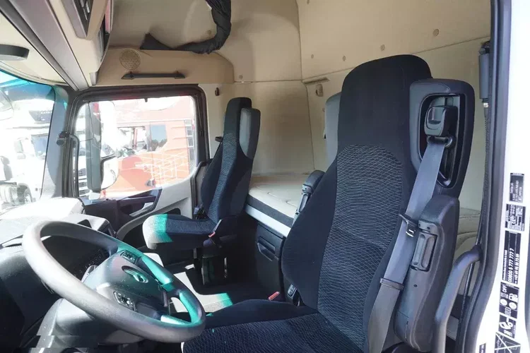 Mercedes Actros 2545 6×2 MP5 / Full ADR / BDF zdjęcie 18