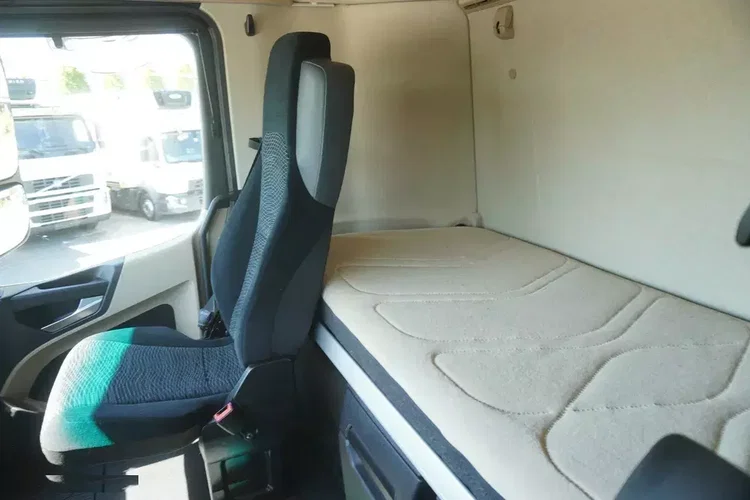 Mercedes Actros 2545 6×2 MP5 / Full ADR / BDF zdjęcie 21